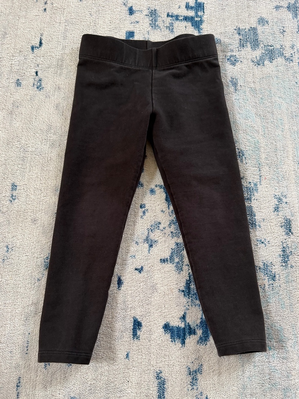 SOLD DO NOT BUY -
Mini Boden Girl’s Thick Black Leggings Size 3-4